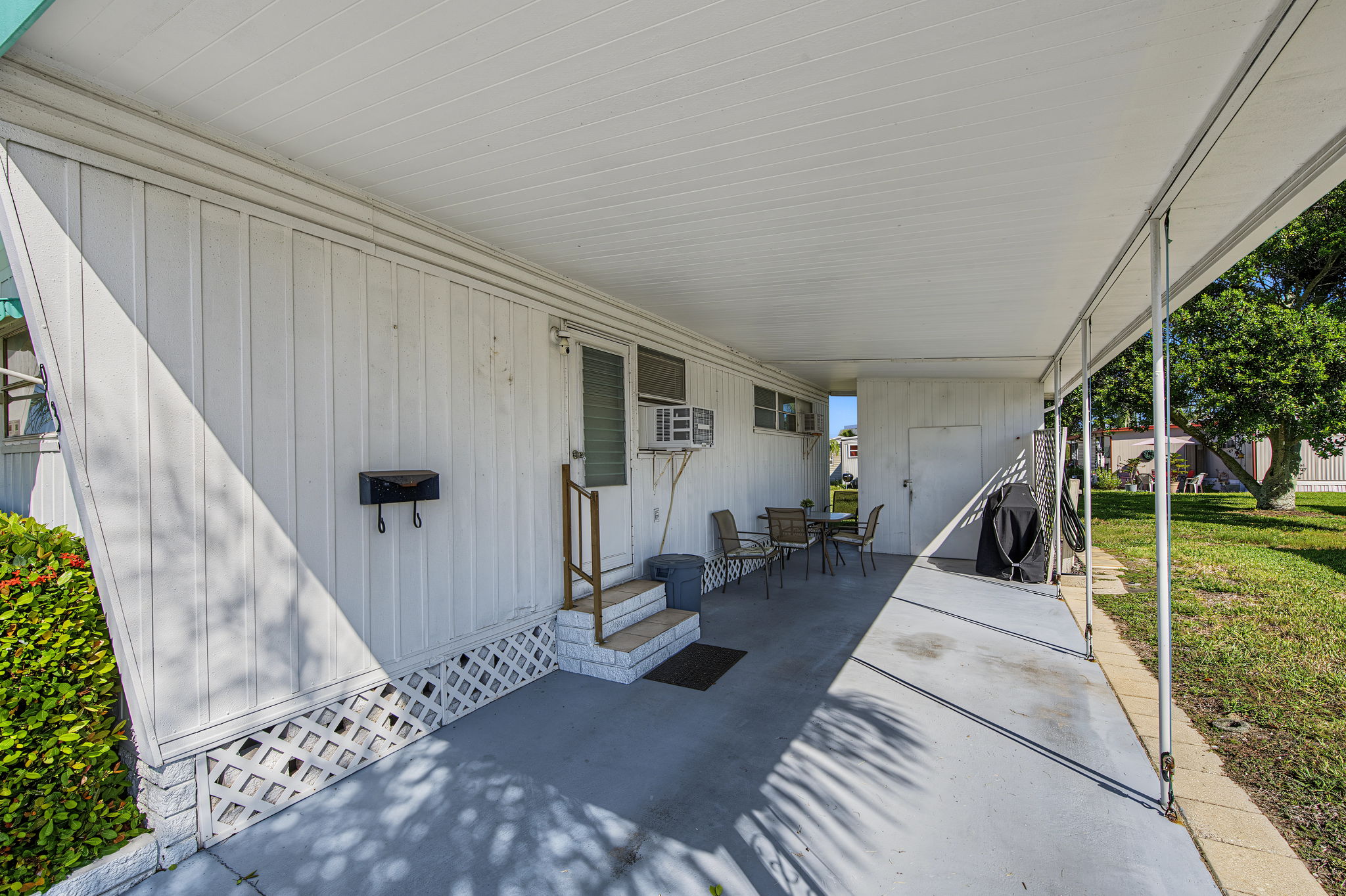 Car Port 1