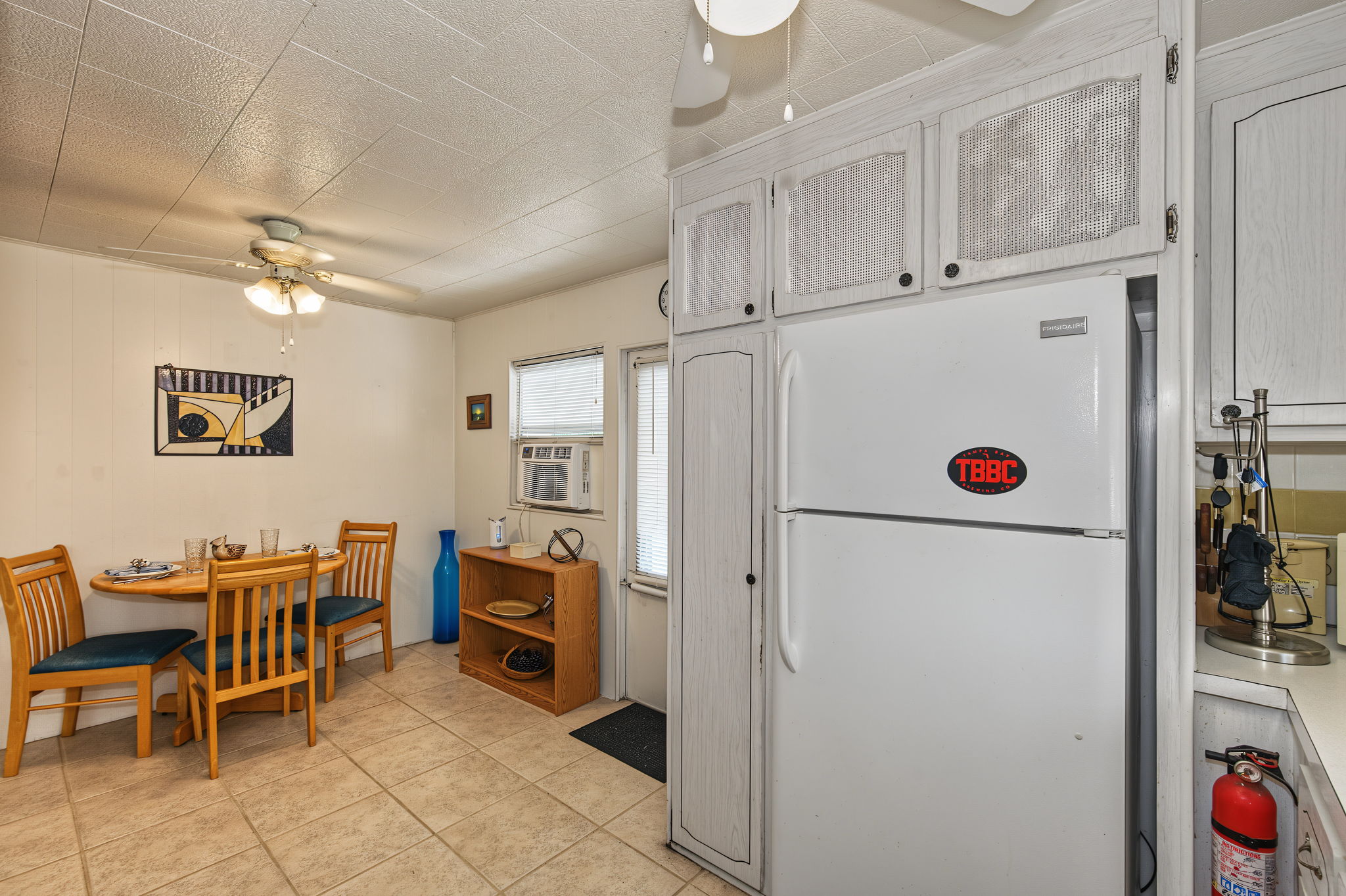 Kitchen 4