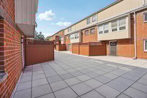 Spring St 29C-S2409-001.jpg