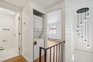 Spring St 29C-S2409-013.jpg