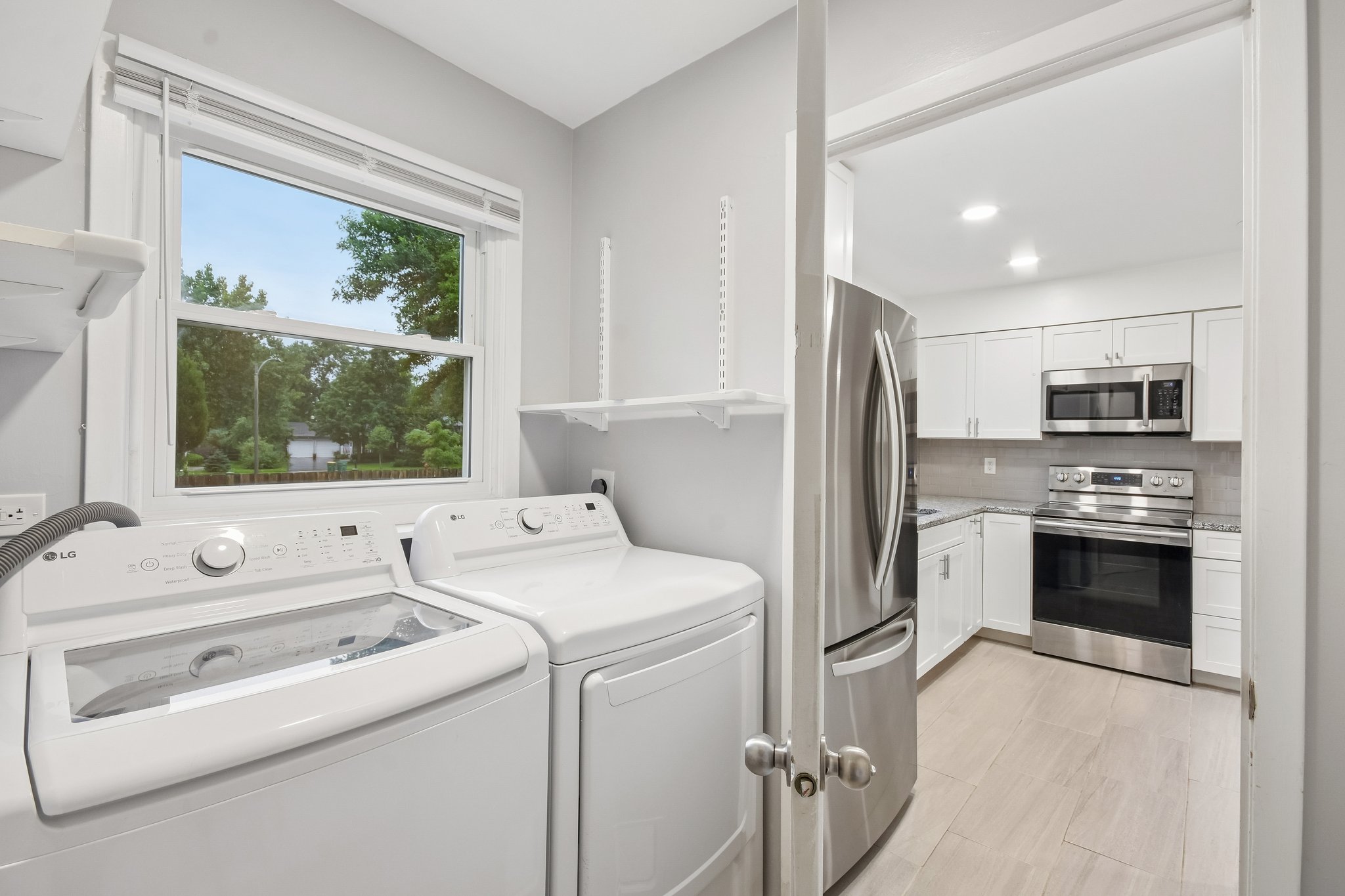 Dorncliff Ln-S1208-016.jpg