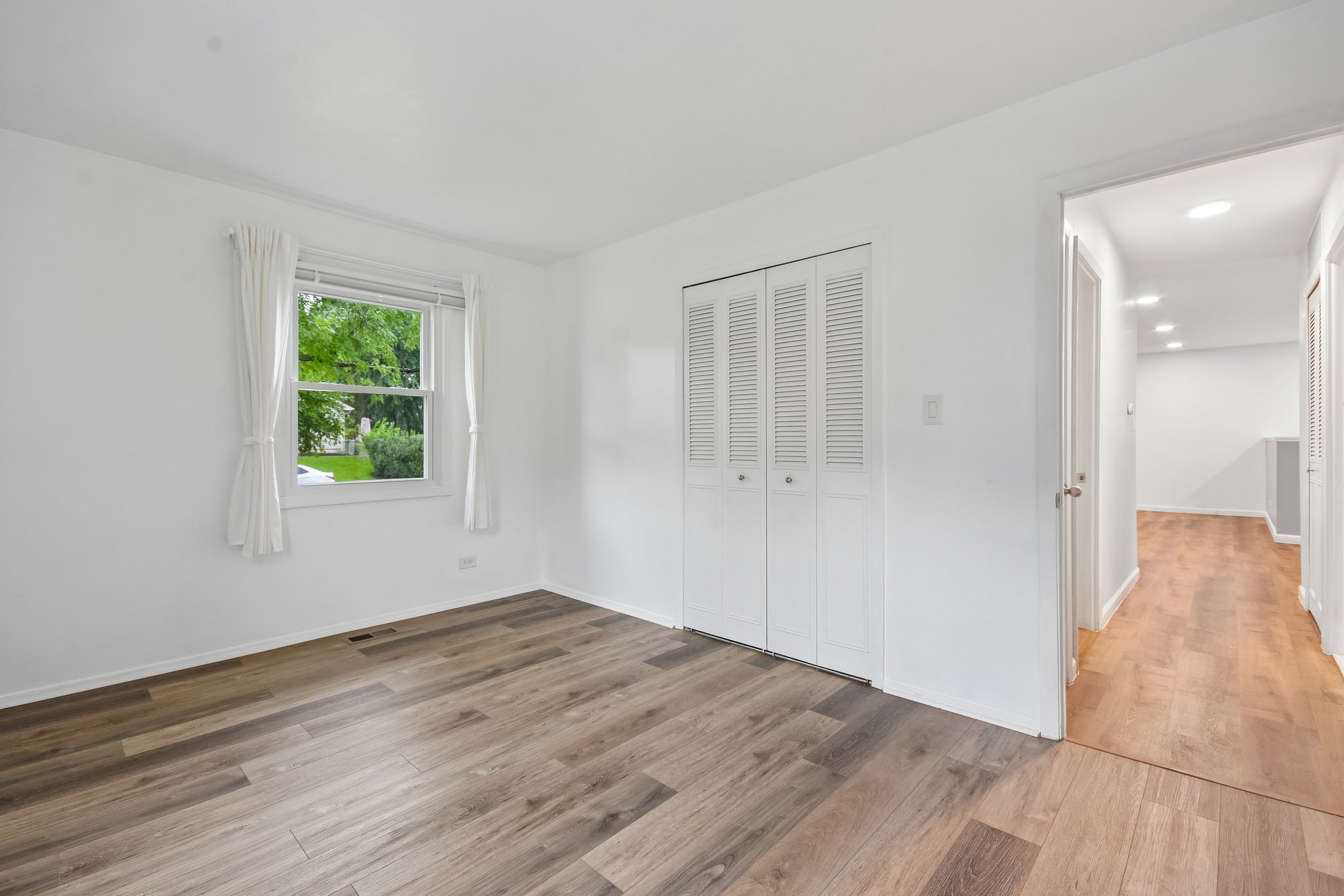Dorncliff Ln-S1208-019.jpg