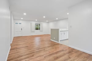 Dorncliff Ln-S1208-010.jpg