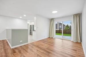 Dorncliff Ln-S1208-011.jpg