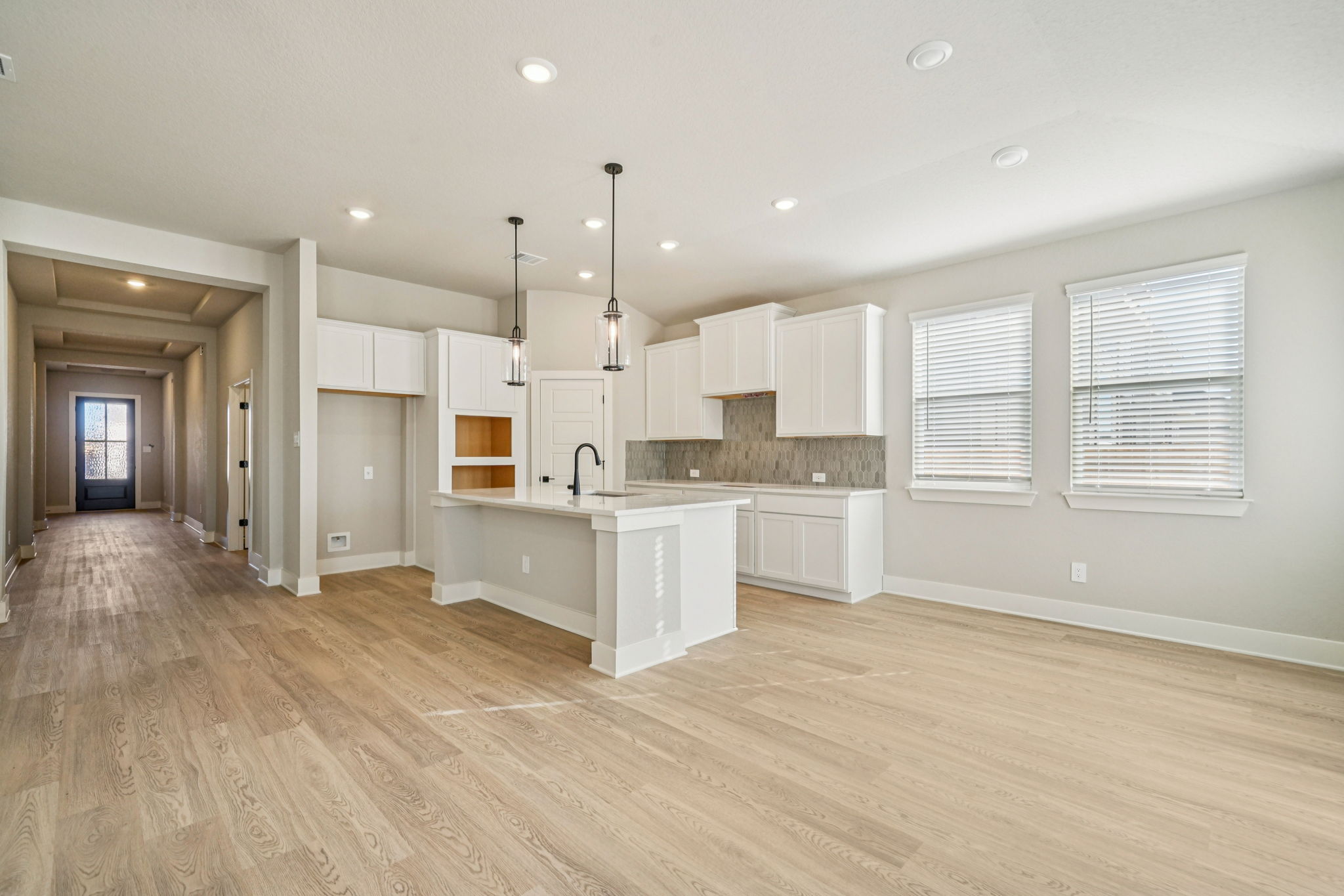 San Antonio - Estancia Ranch - 930 Earp Blvd San Antonio TX 78260 - 009