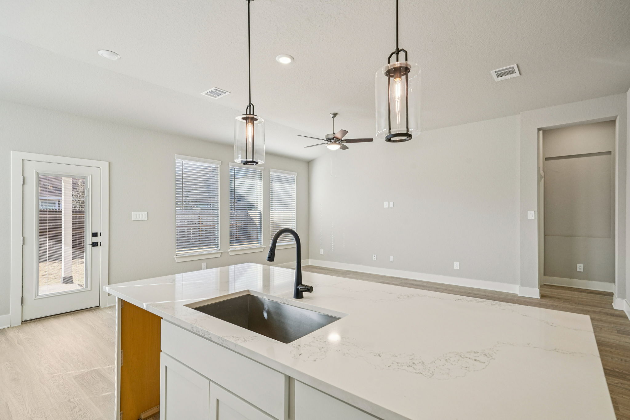 San Antonio - Estancia Ranch - 930 Earp Blvd San Antonio TX 78260 - 012