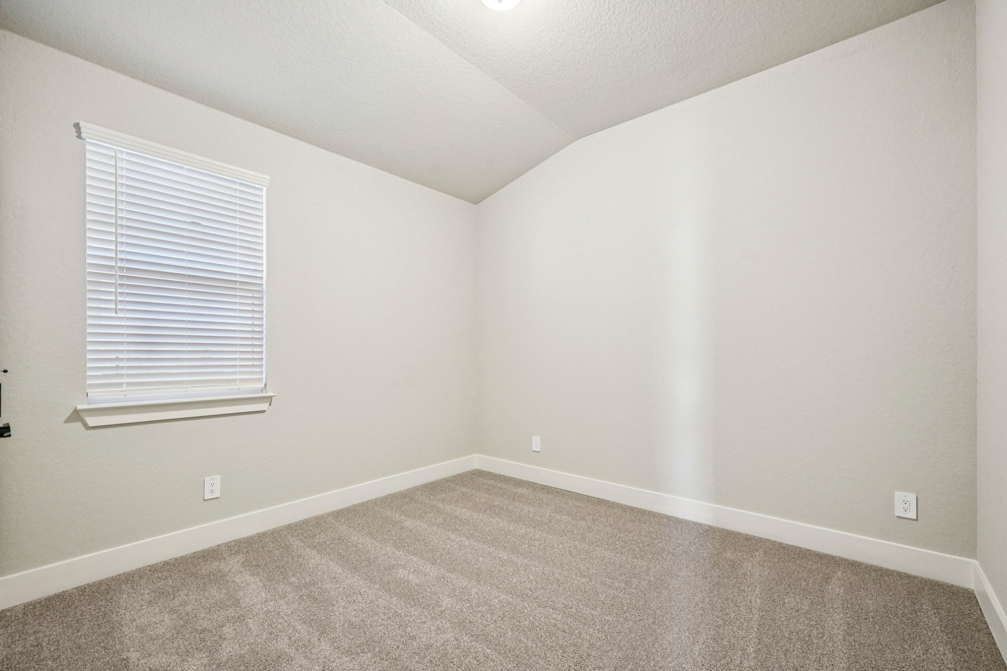 San Antonio - Estancia Ranch - 930 Earp Blvd San Antonio TX 78260 - 015