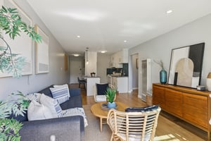 - 930 Elizabeth St 1-S0809-012.jpg