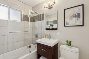 - 930 Elizabeth St 1-S0809-022.jpg