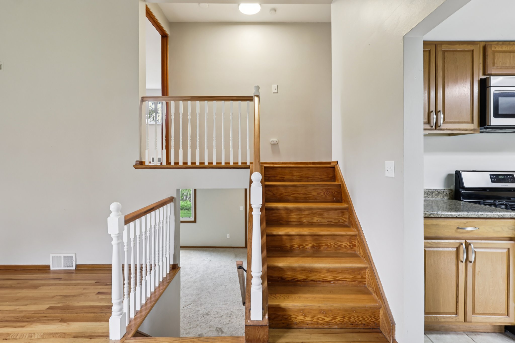 Garden City Dr-S1604-006.jpg