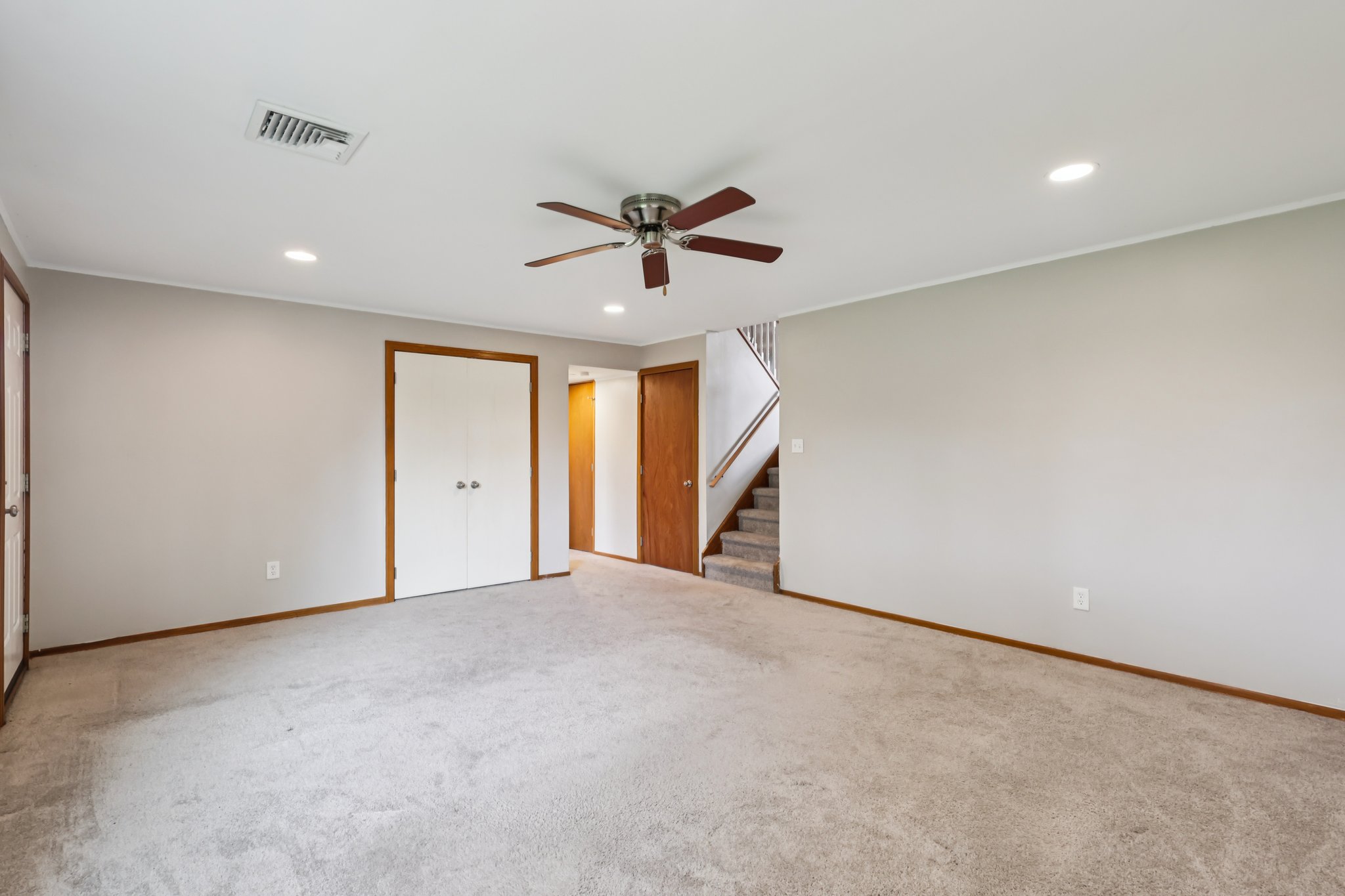 Garden City Dr-S1604-023.jpg