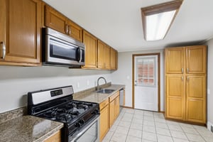 Garden City Dr-S1604-014.jpg