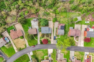 Garden City Dr-S1604-1-015.jpg