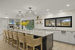 Breakfast Bar 2 of 4