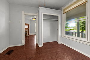  Photo 0