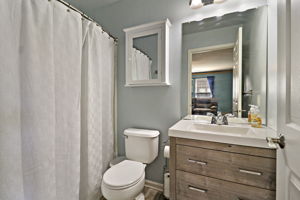 Main bathroom upper