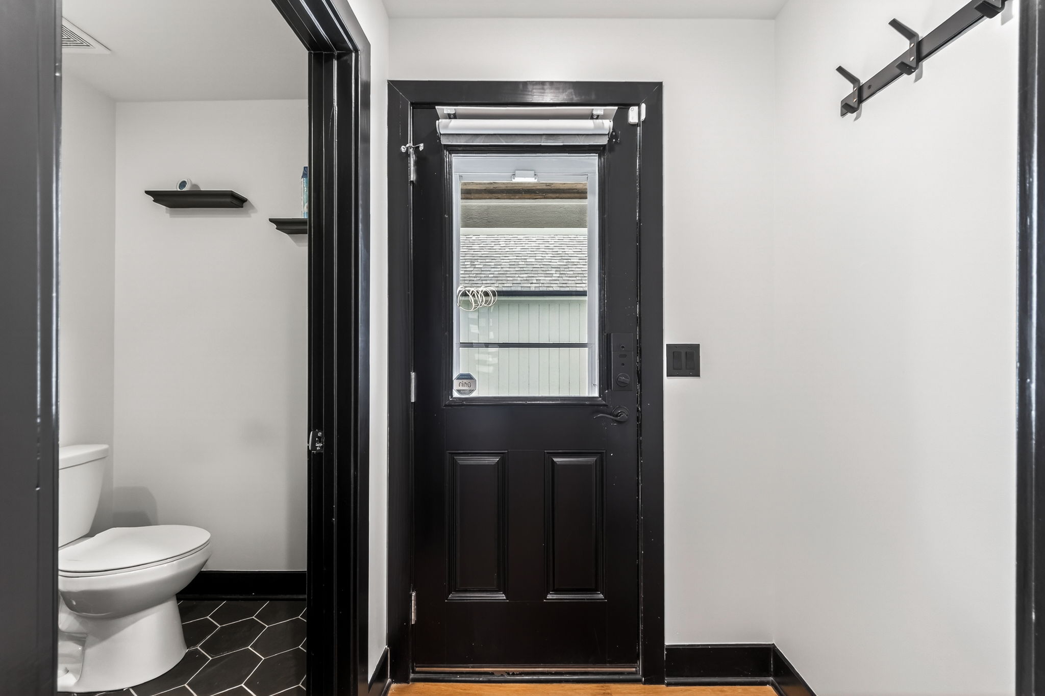 930 S Harmony Ave -030