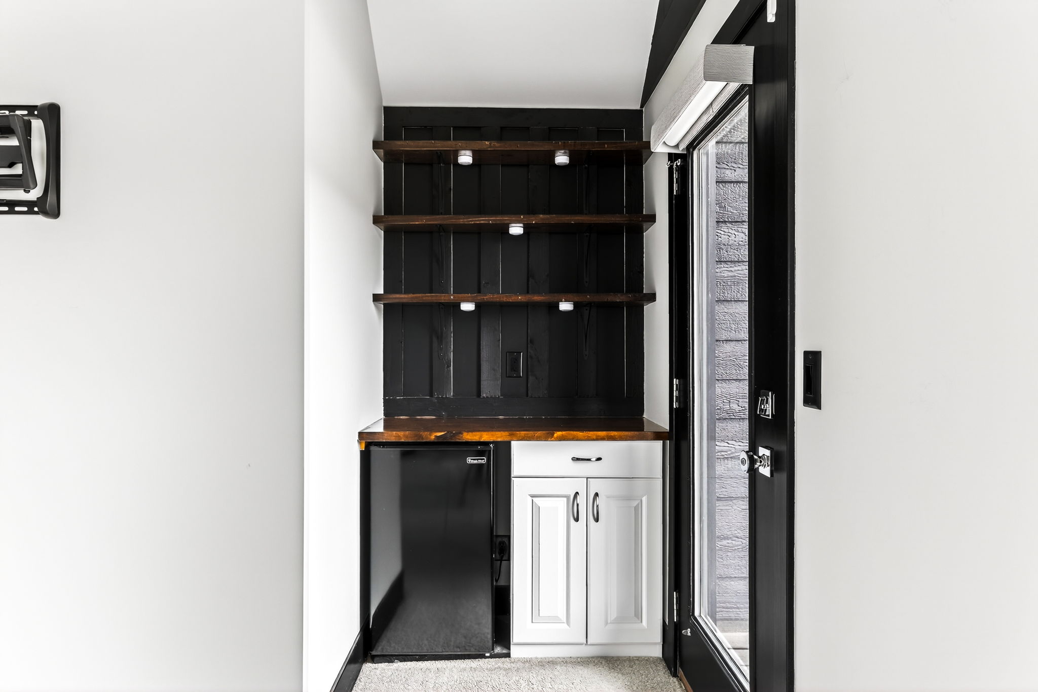 930 S Harmony Ave -036