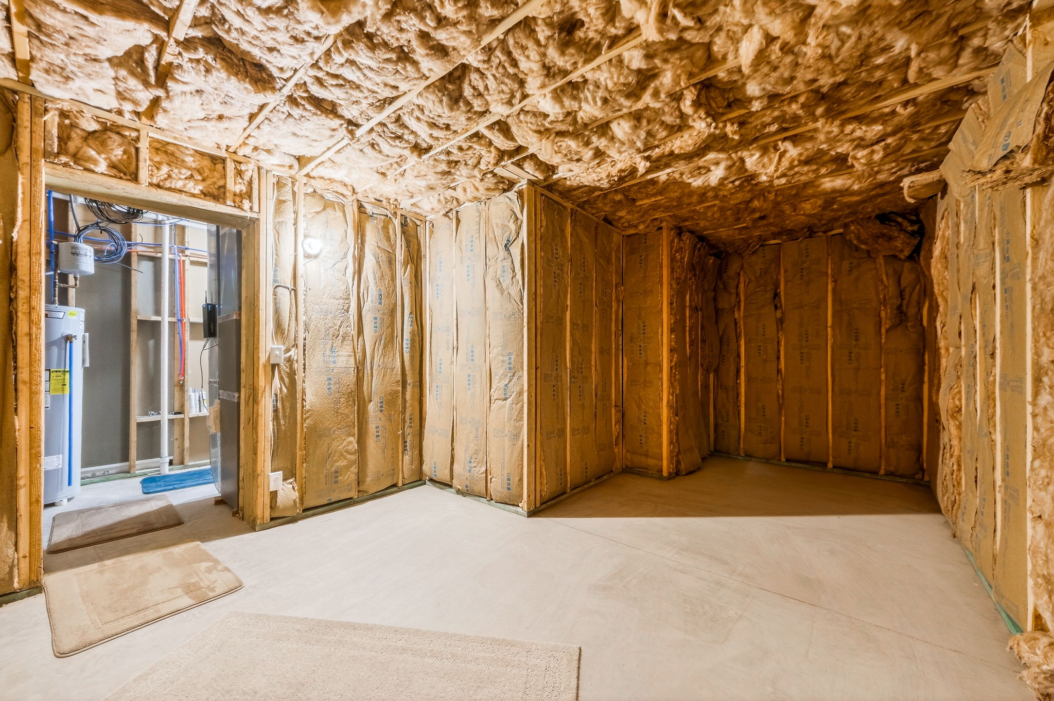 930 S Harmony Ave -056