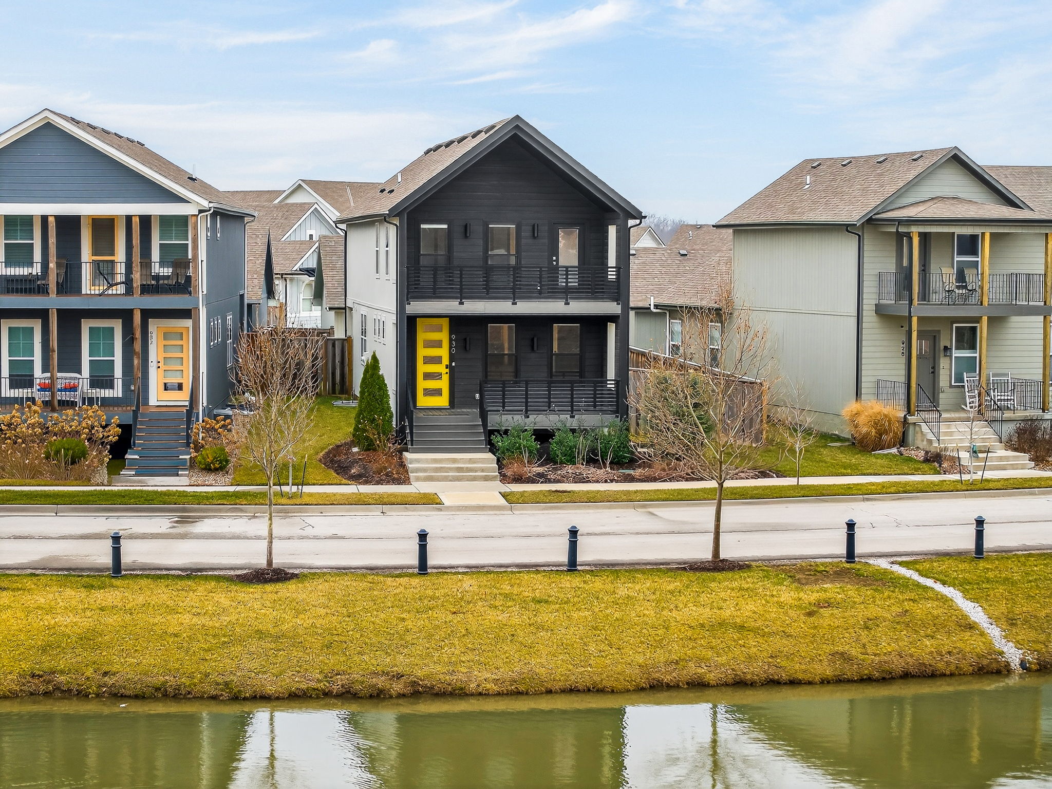 930 S Harmony Ave -015