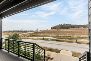 930 S Harmony Ave -061