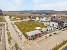 930 S Harmony Ave -064