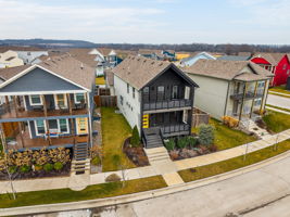 930 S Harmony Ave -009