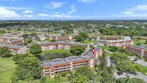  Photo 0
