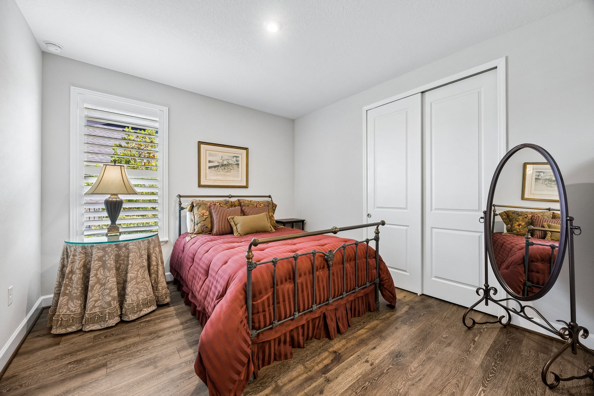 Bedroom