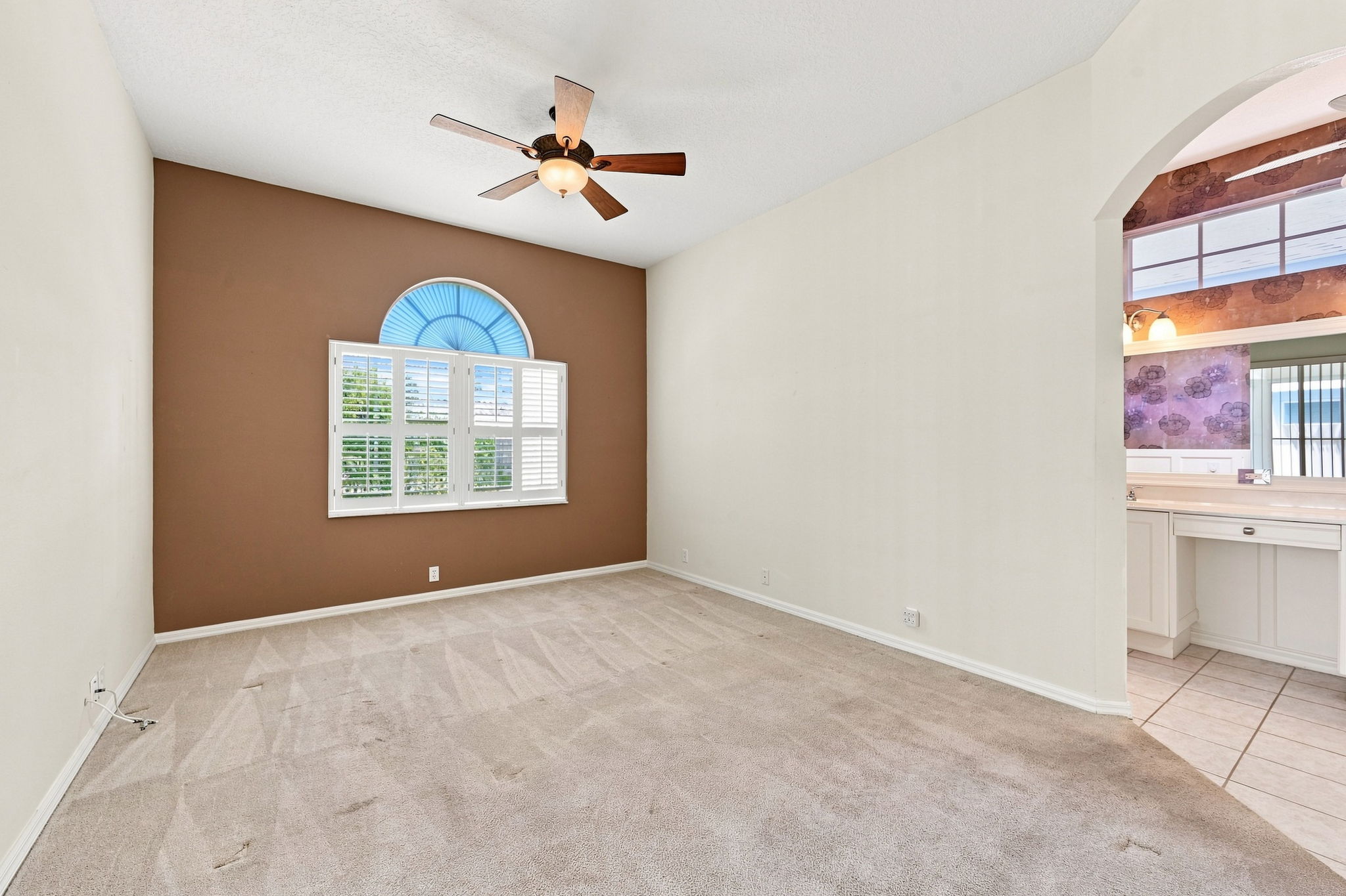 Primary Bedroom1a