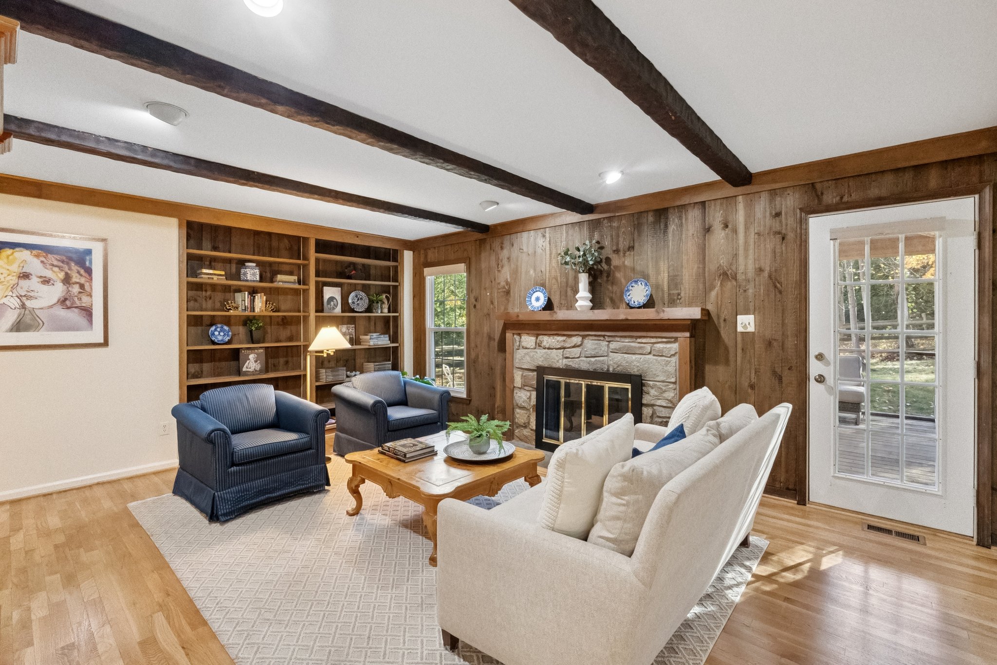 Family Room with Access to the Screened in Patio