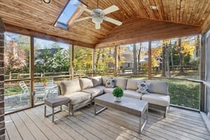 Screened in Porch