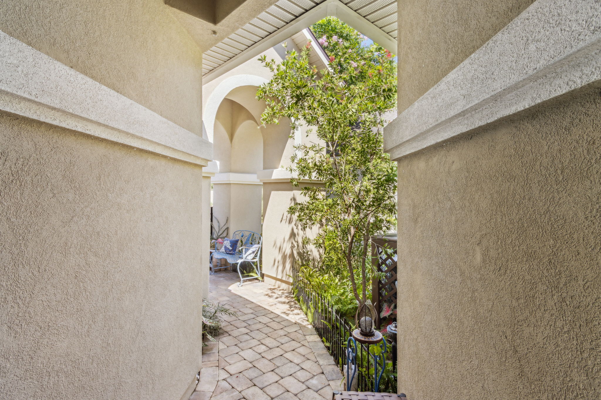 Front Entry Detail