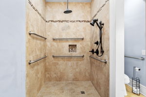  Photo 80