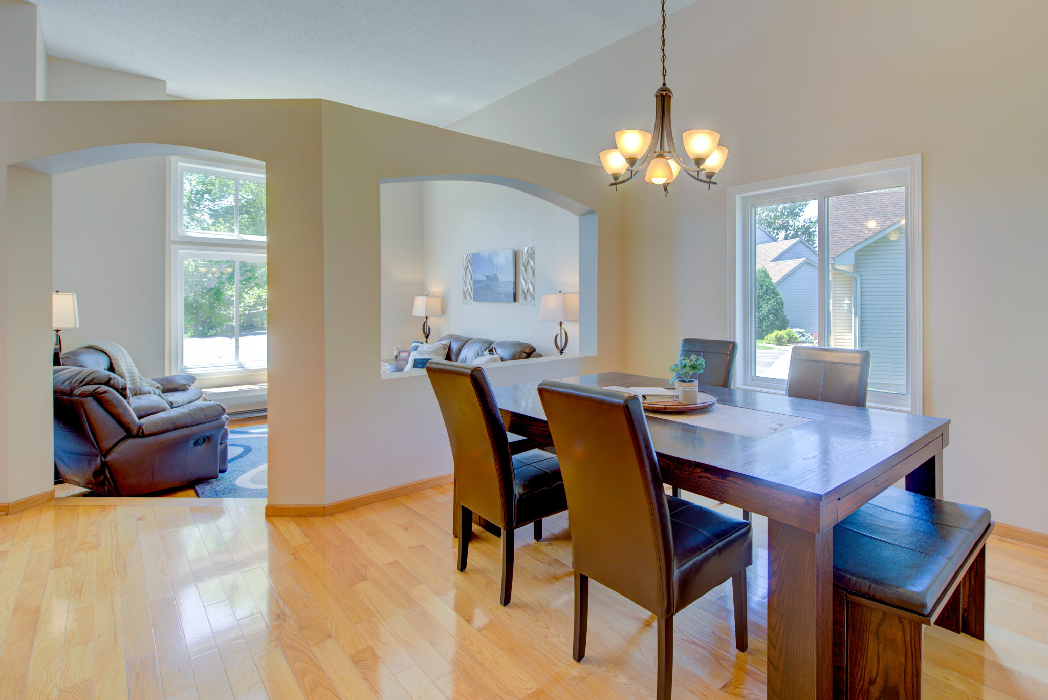 11 Dining room