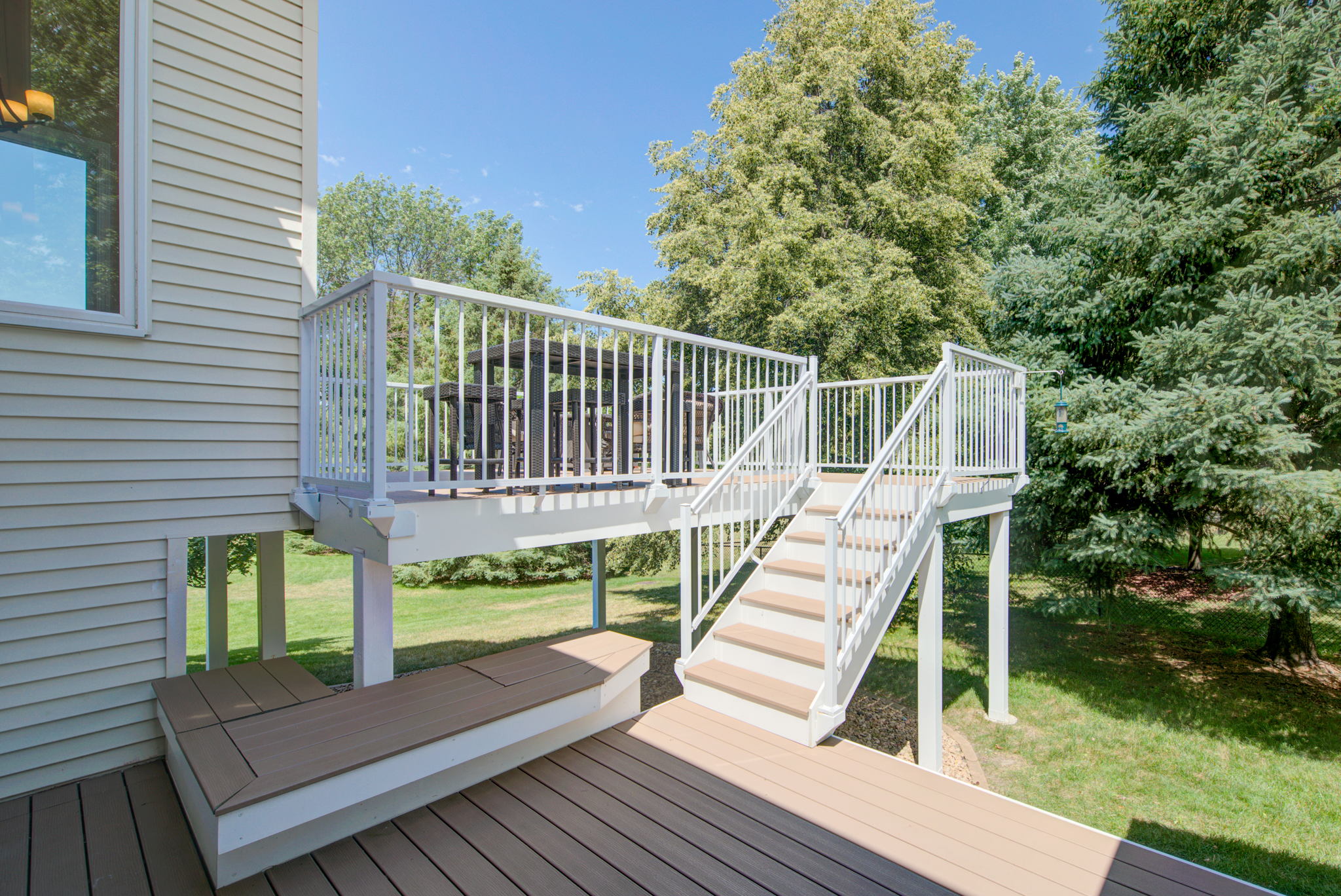 04 Deck