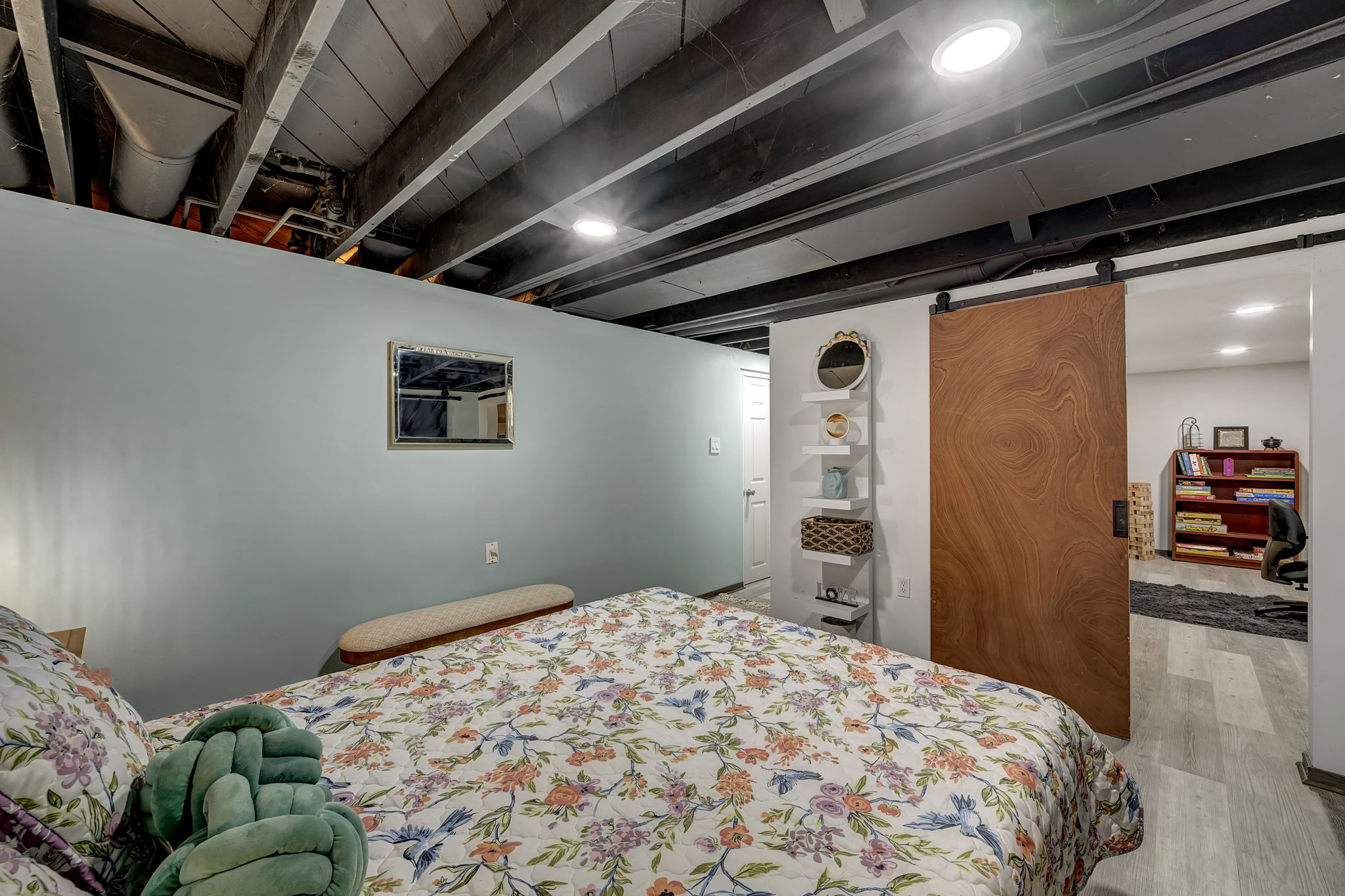  Photo 21