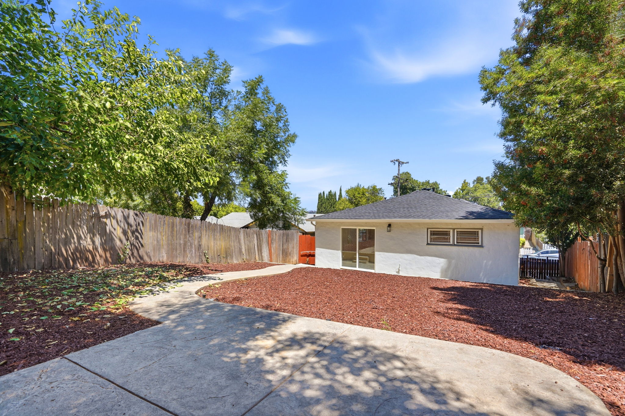 040_F8_931 Hargus Ave