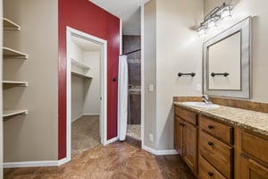 9277-9853 - 9310 Colby St_015.jpg