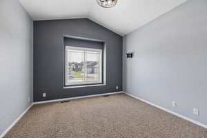 9277-9853 - 9310 Colby St_019.jpg