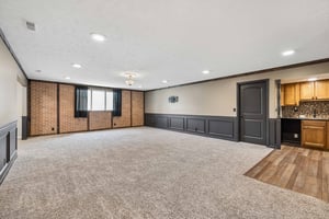 9277-9853 - 9310 Colby St_032.jpg