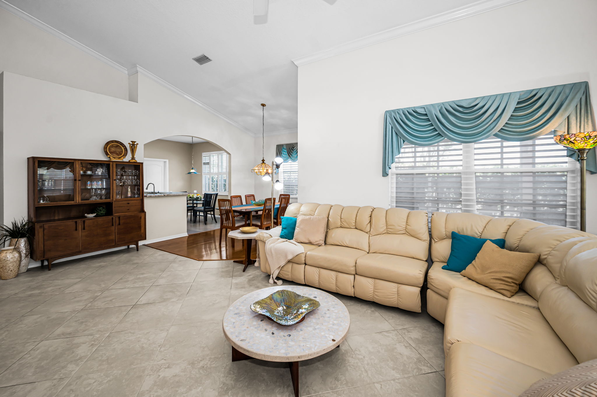 Living Room2