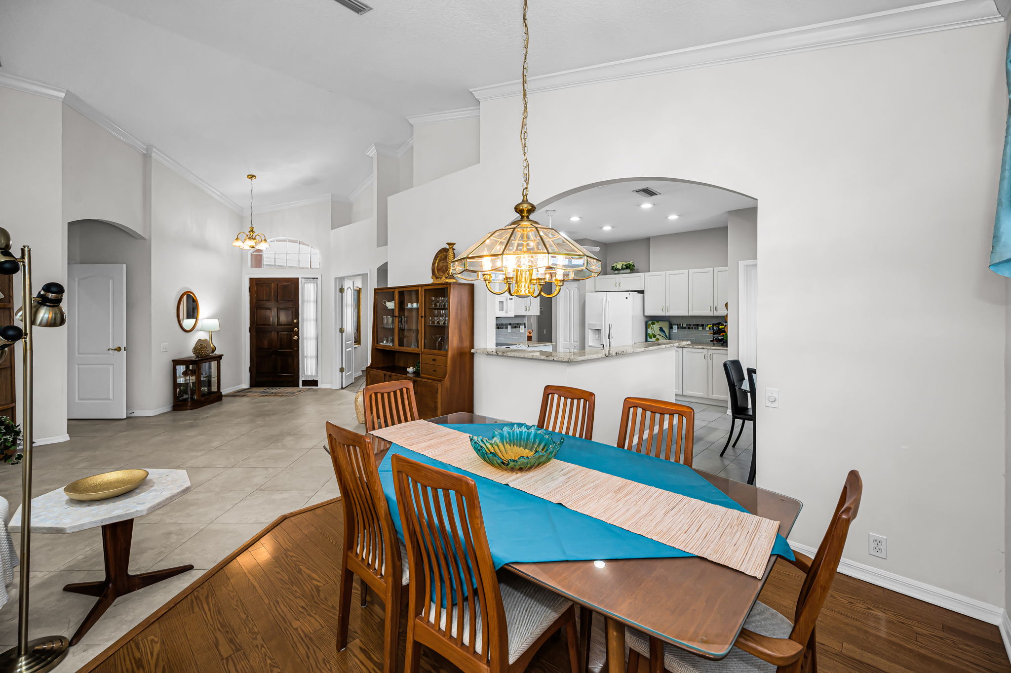 Dining Room3