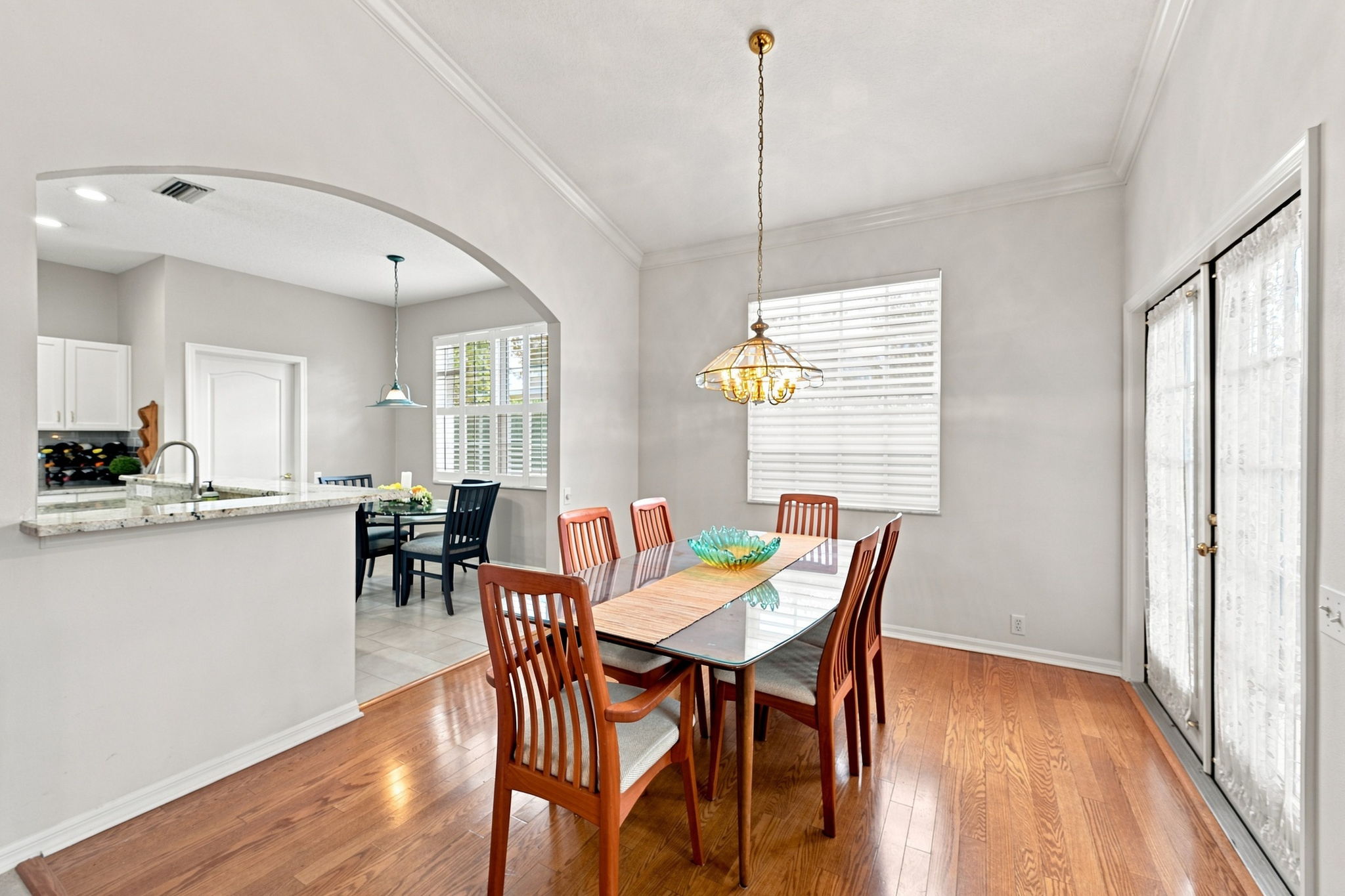 Dining Room4
