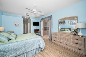 Primary Bedroom1c