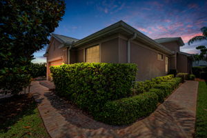 Front Exterior2