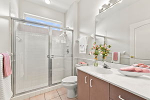 Bathroom2