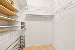 Primary Bedroom Walk-in Closet2