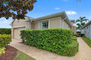 Front Exterior33
