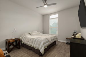  Photo 37